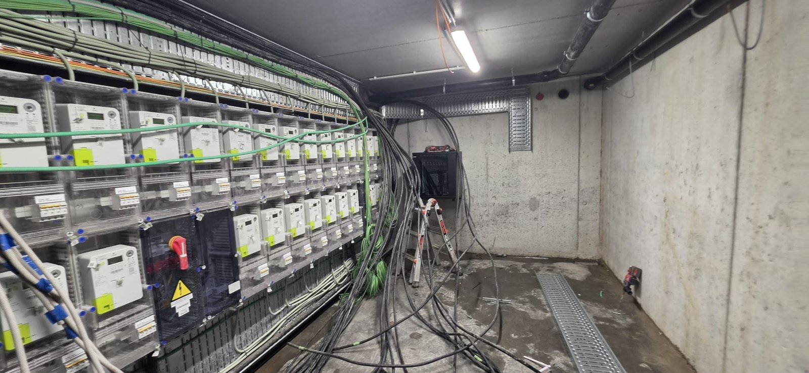 Data- en netwerkbekabeling — foto 4