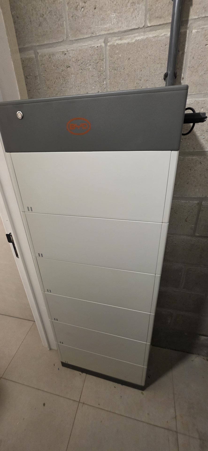 Thuisbatterij geïnstalleerd door Elect-SA BV