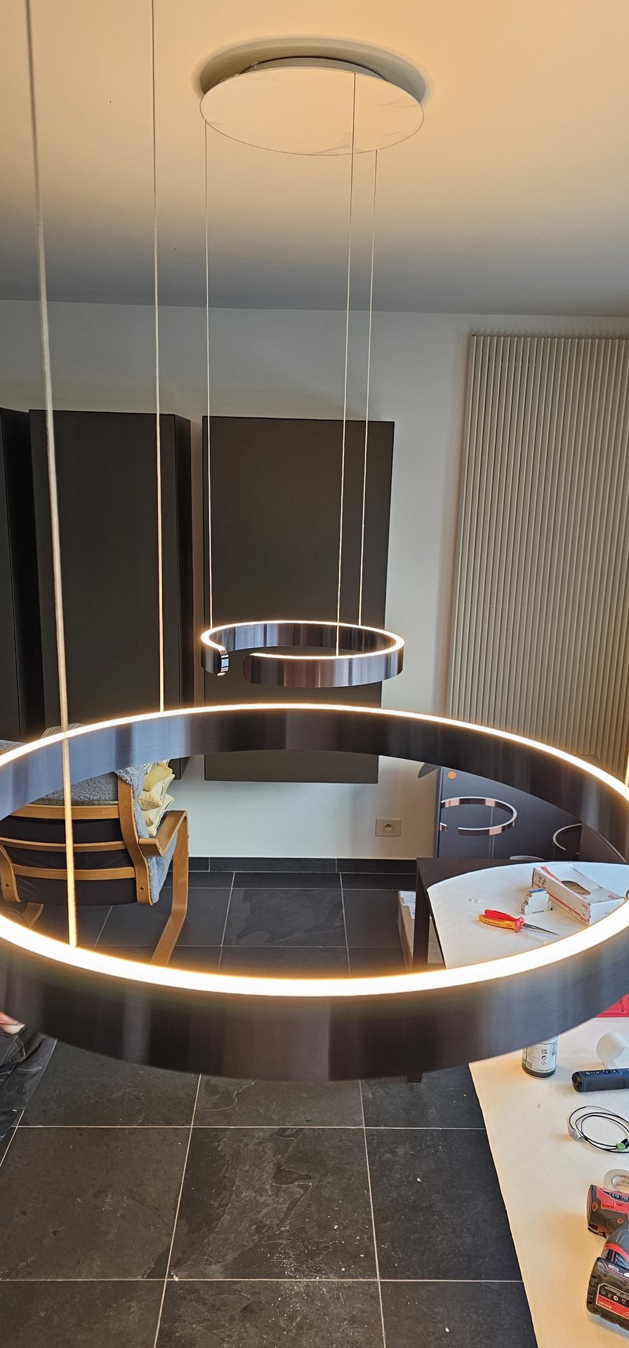 Designverlichting in een moderne ruimte